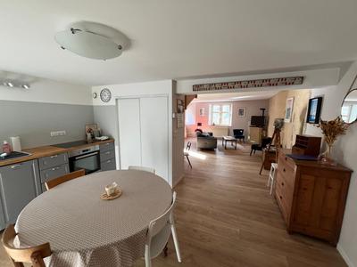 Immeuble - 92 m² - 3 pièces