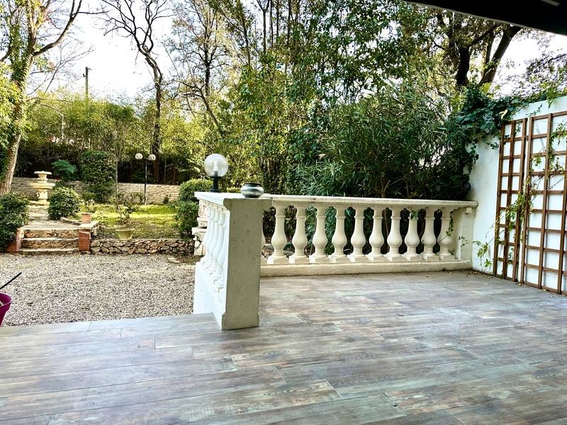 Appartement - 180 m² - 5 pièces