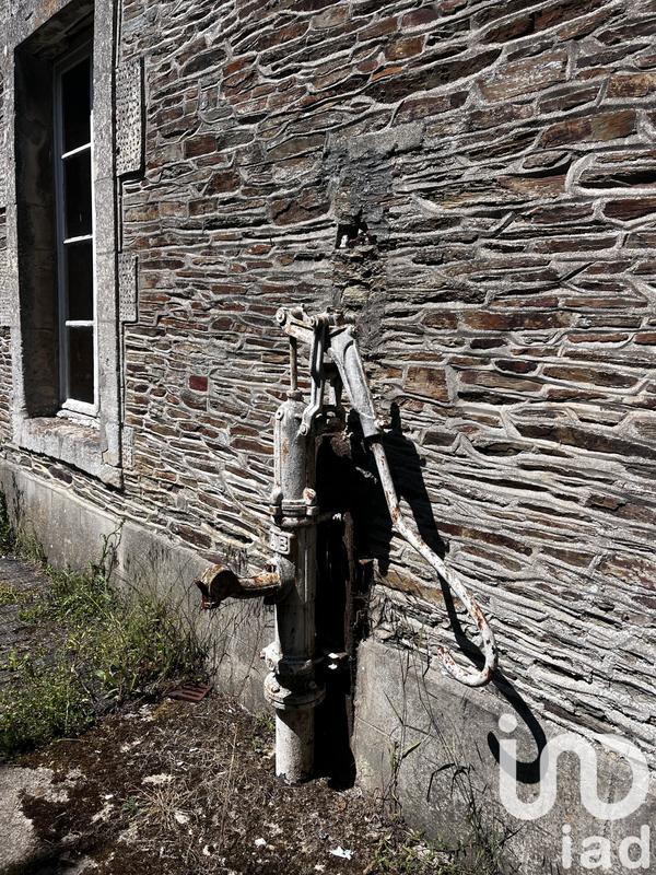 Maison - 208 m² - 8 pièces