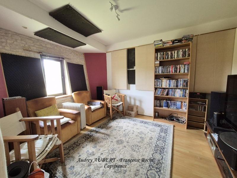 Maison en pierre - 280 m² - 11 pièces