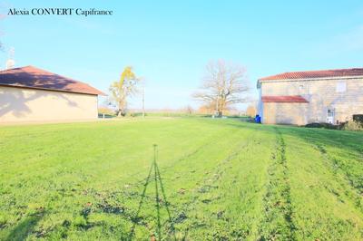 Terrain constructible - 1 208 m²