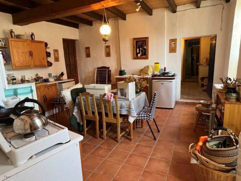 Maison ancienne - 167 m² - 8 pièces