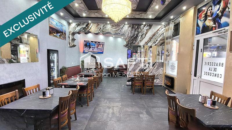 Local commercial - 200 m² - 4 pièces