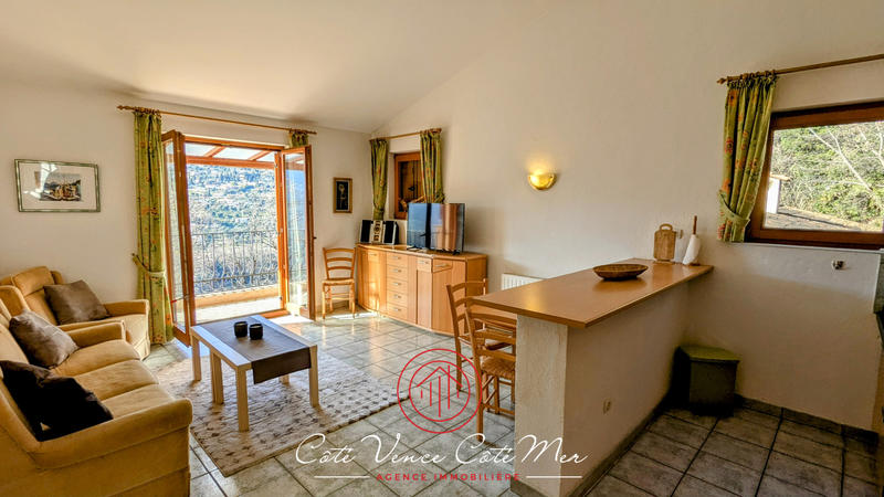 Maison - 257 m² - 9 pièces