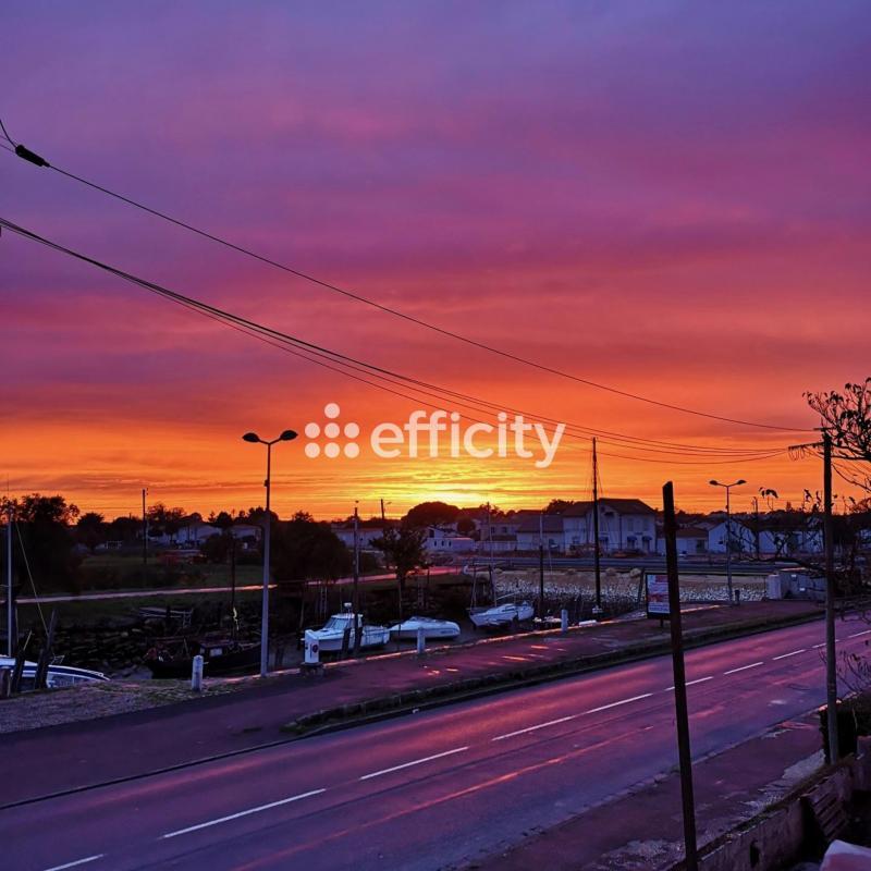 Appartement - 89 m² - 2 pièces