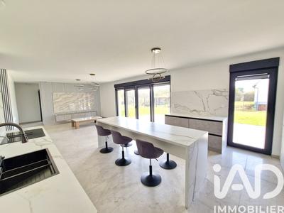 Maison - 126 m² - 5 pièces