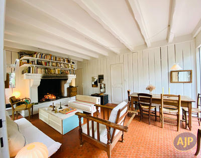 Maison - 85 m² - 7 pièces