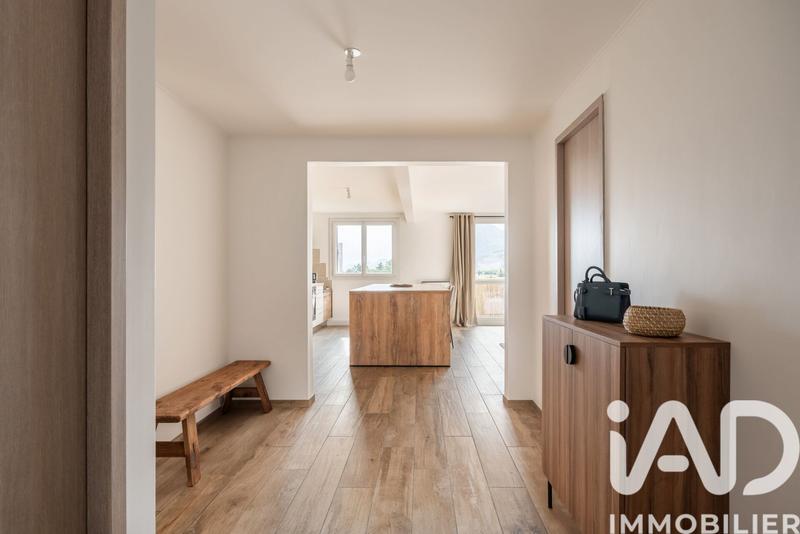 Appartement - 107 m² - 5 pièces