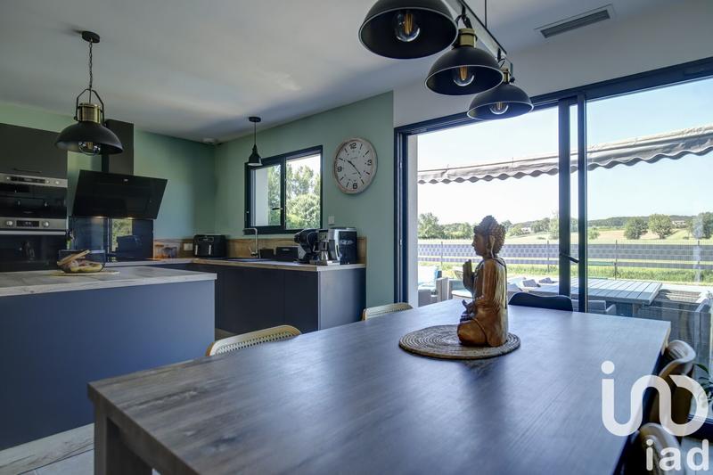 Maison - 111 m² - 4 pièces