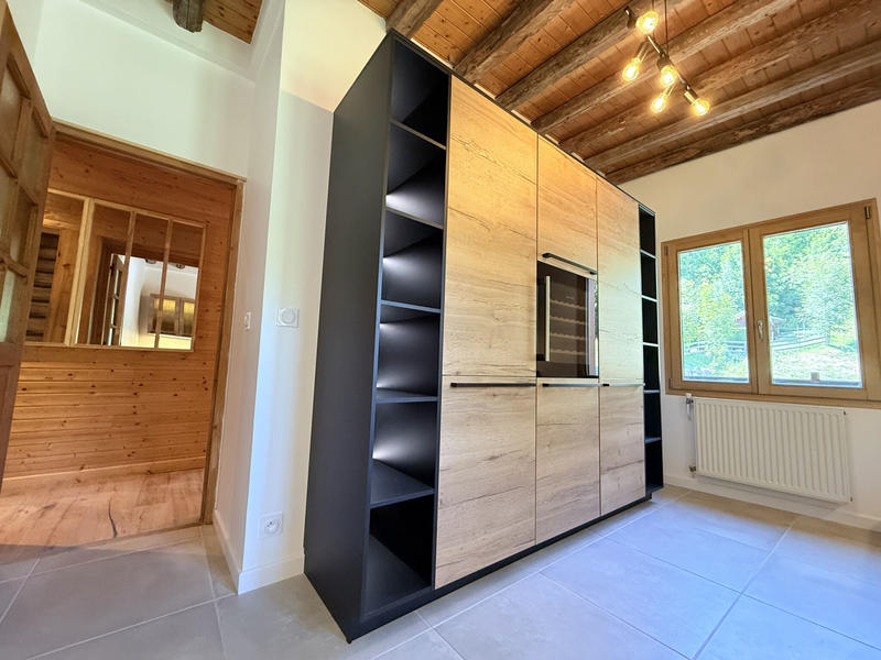 Châlet - 329 m² - 13 pièces