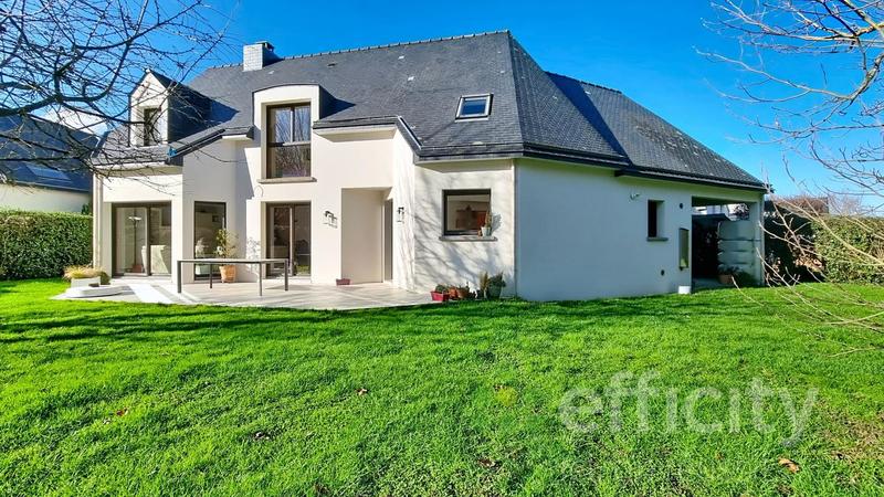 Maison - 168 m² - 7 pièces
