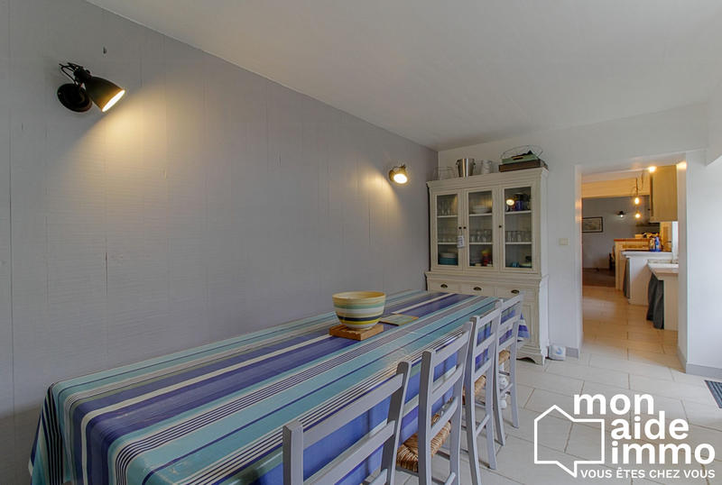 Maison traditionnelle - 139 m² - 6 pièces