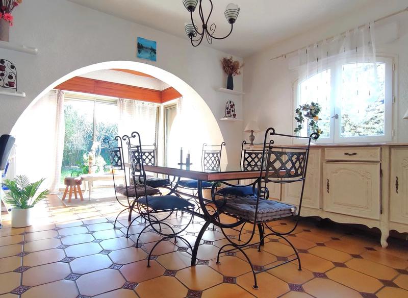 Maison - 175 m² - 6 pièces