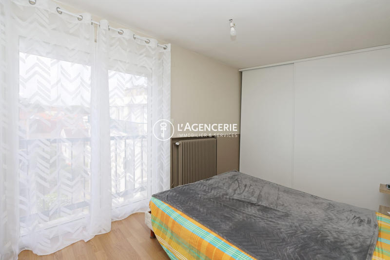 Appartement - 82 m² - 3 pièces