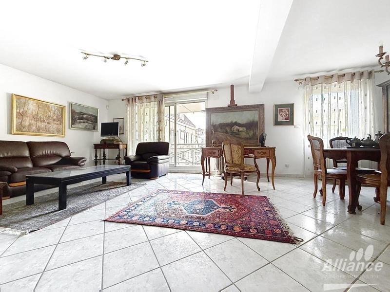 Appartement - 88 m² - 4 pièces