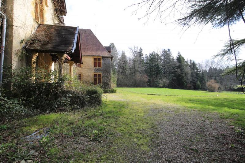Château - 1 500 m² - 40 pièces