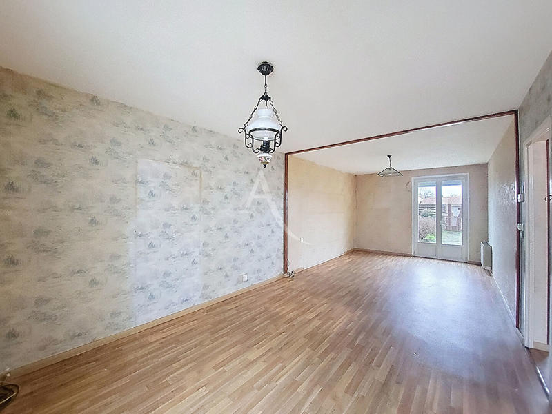 Maison - 111 m² - 5 pièces