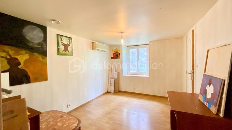 Maison en pierre - 200 m² - 9 pièces