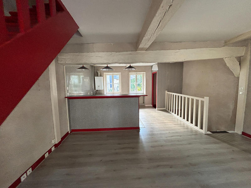 Maison - 255 m² - 9 pièces