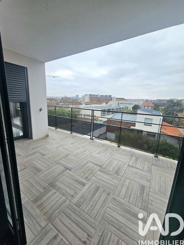 Appartement - 94 m² - 4 pièces