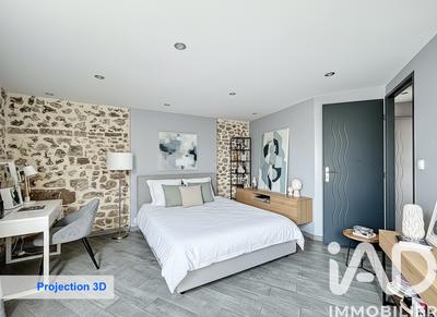 Maison - 140 m² - 6 pièces