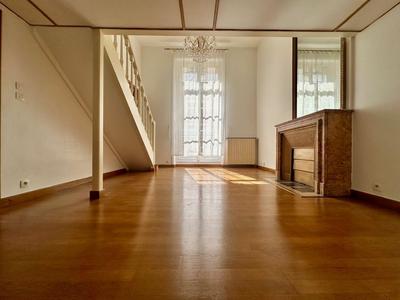 Appartement - 100 m² - 4 pièces