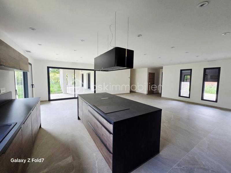 Maison - 149 m² - 5 pièces