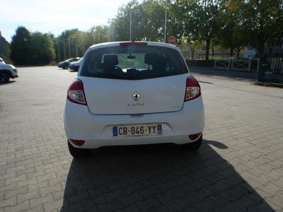 Renault Clio III Phase 2 1.5dci Eco 75ch