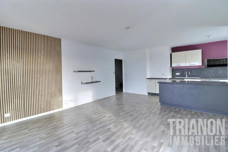 Appartement - 93 m² - 5 pièces