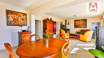 Maison - 167 m² - 5 pièces