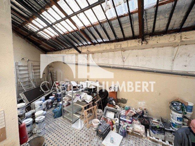 Local commercial - 200 m²