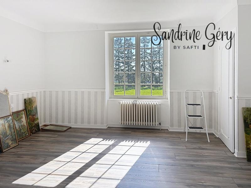 Maison de maîtres - 340 m² - 12 pièces