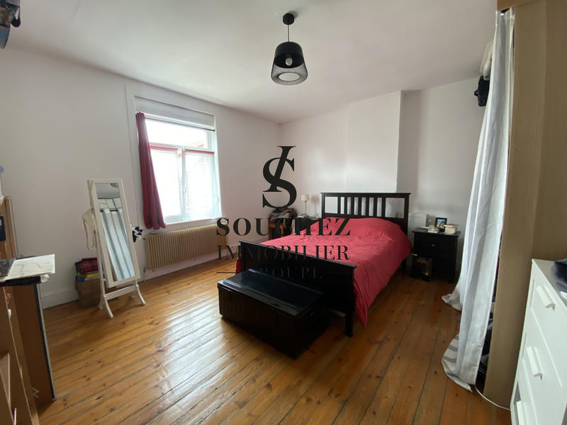 Maison - 328 m² - 7 pièces