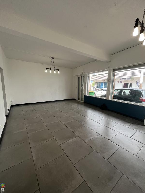 Local commercial - 67 m²