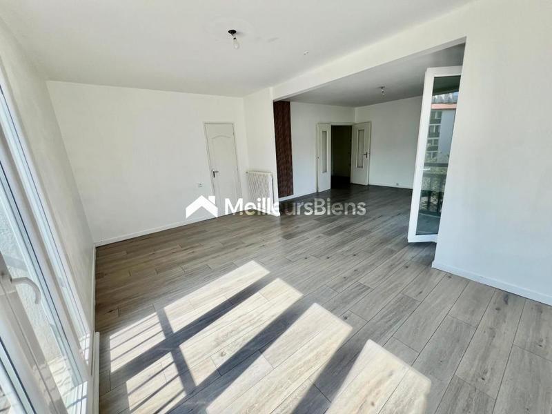 Appartement - 84 m² - 4 pièces