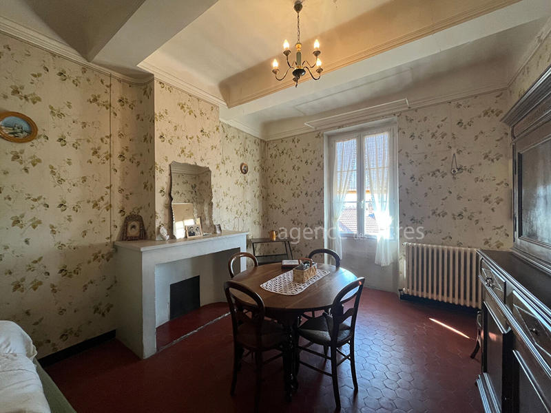 Maison - 190 m² - 7 pièces