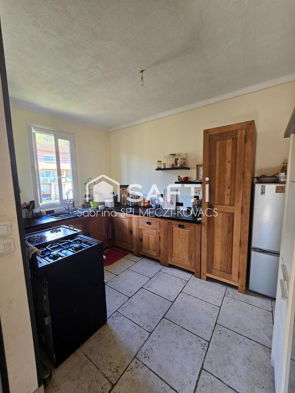 Maison - 80 m² - 4 pièces