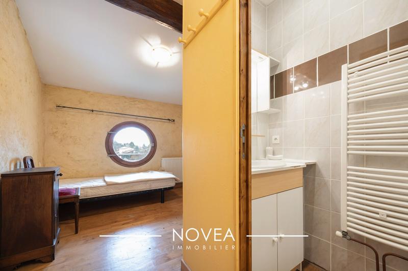 Maison ancienne - 298 m² - 8 pièces