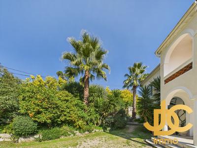 Maison - 113 m² - 5 pièces