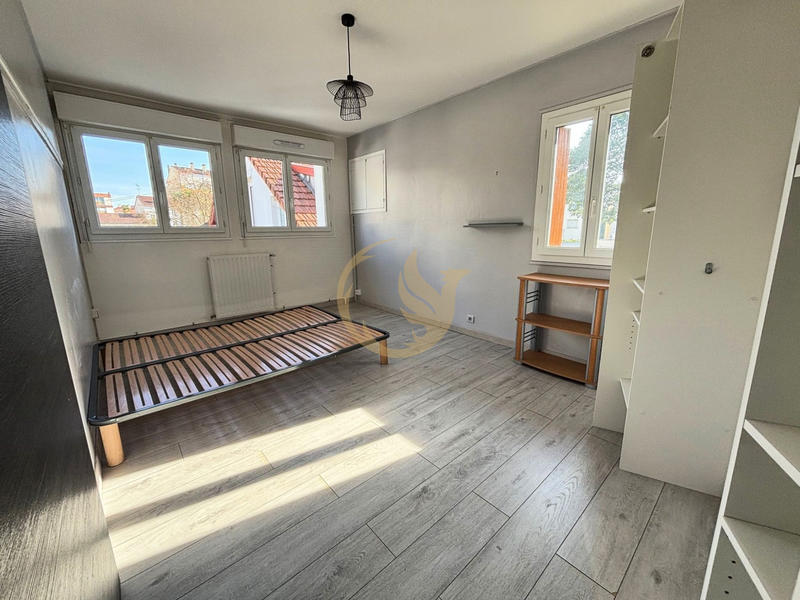 Appartement - 108 m² - 4 pièces