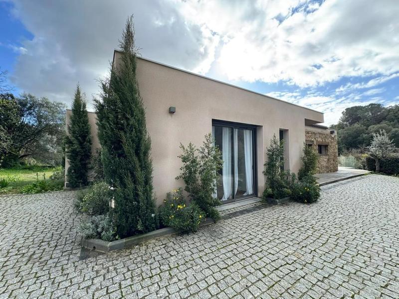 Maison - 135 m² - 4 pièces