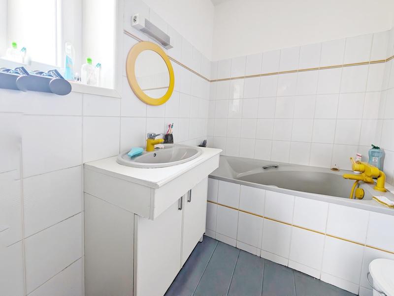 Maison - 200 m² - 7 pièces