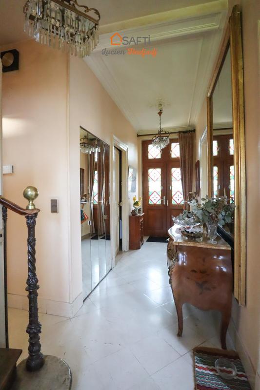 Maison de maîtres - 187 m² - 7 pièces