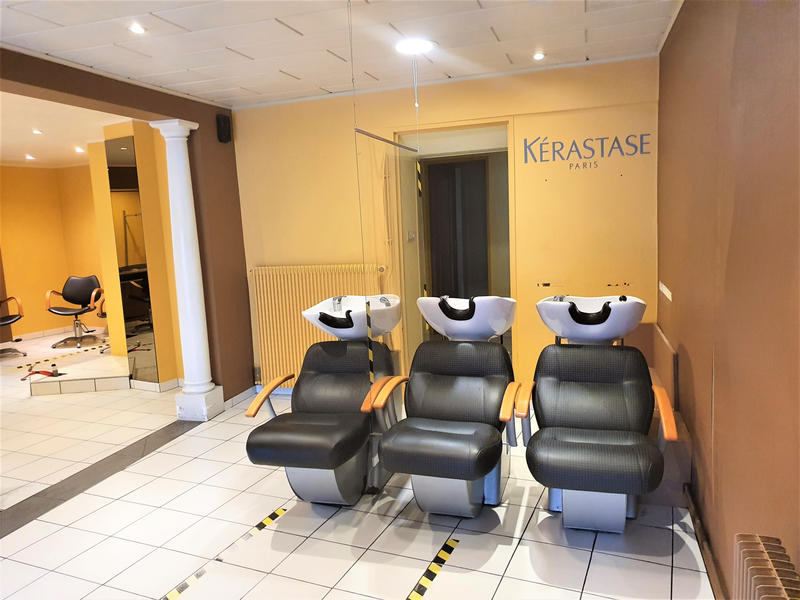 Local commercial - 119 m² - 6 pièces