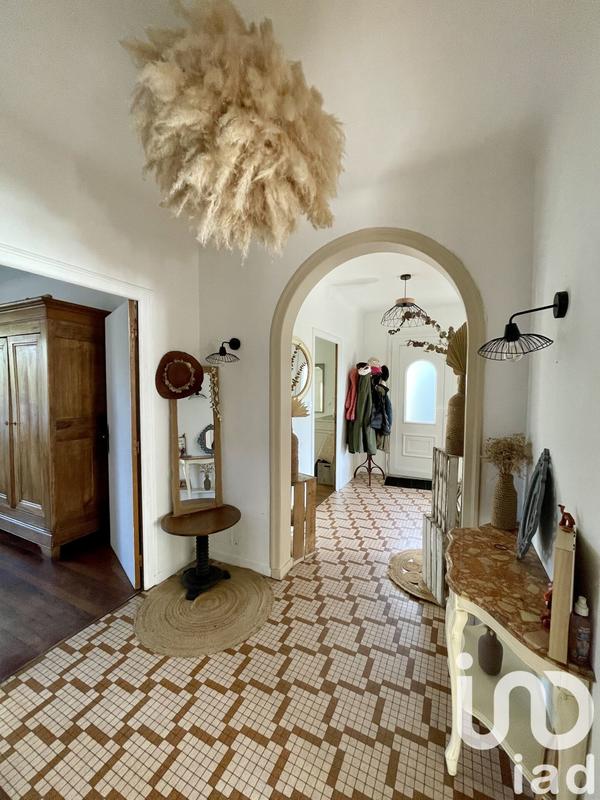 Maison - 177 m² - 7 pièces