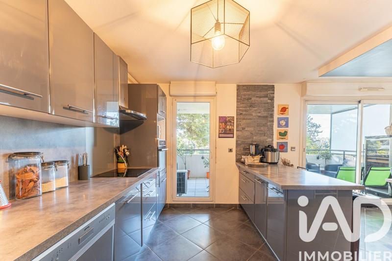 Appartement - 85 m² - 4 pièces