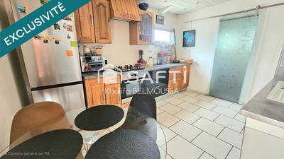 Maison - 90 m² - 6 pièces