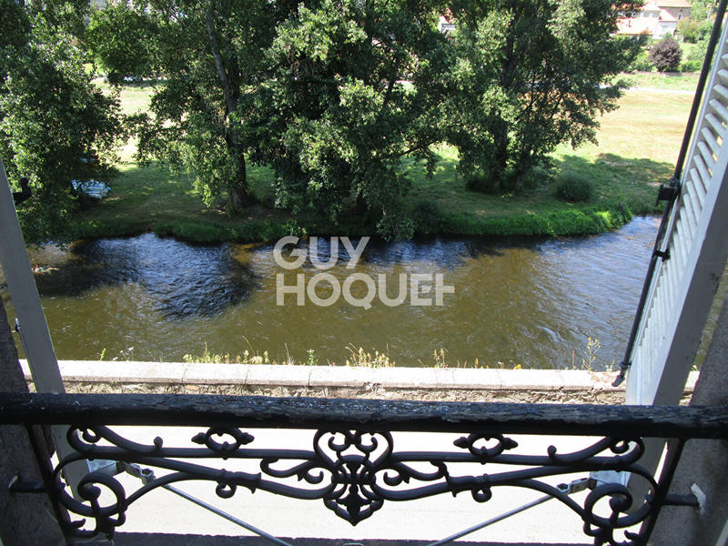 Maison - 213 m² - 6 pièces