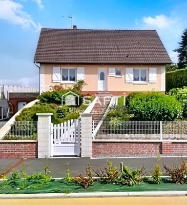 Maison - 102 m² - 5 pièces