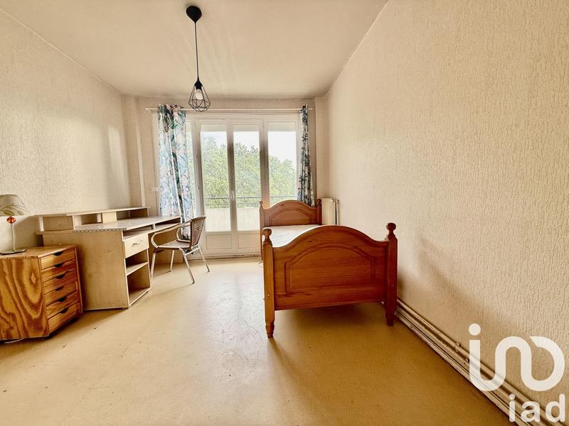 Appartement - 99 m² - 5 pièces